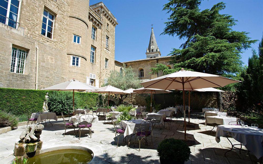 Chateau De Rochegude Restoran gambar