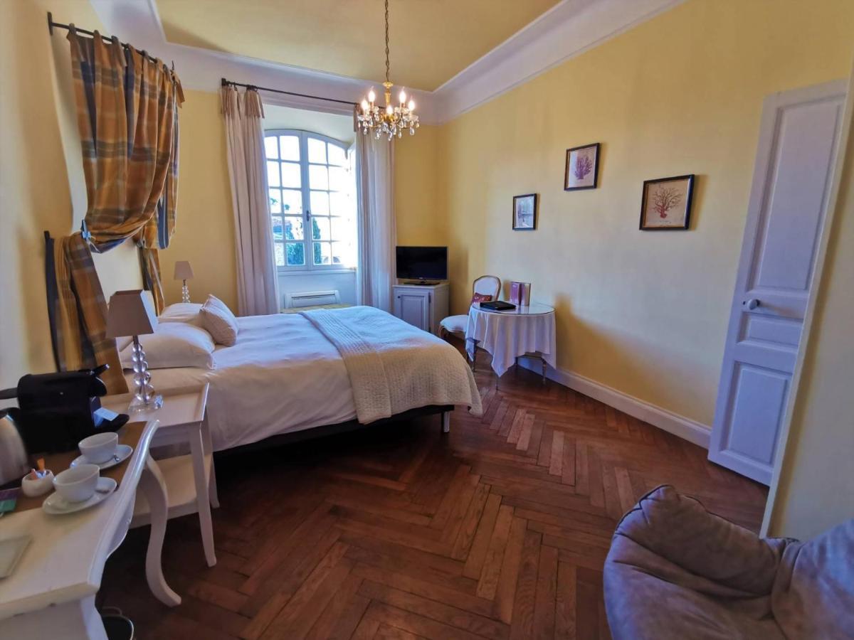 Chateau De Rochegude Luaran gambar
