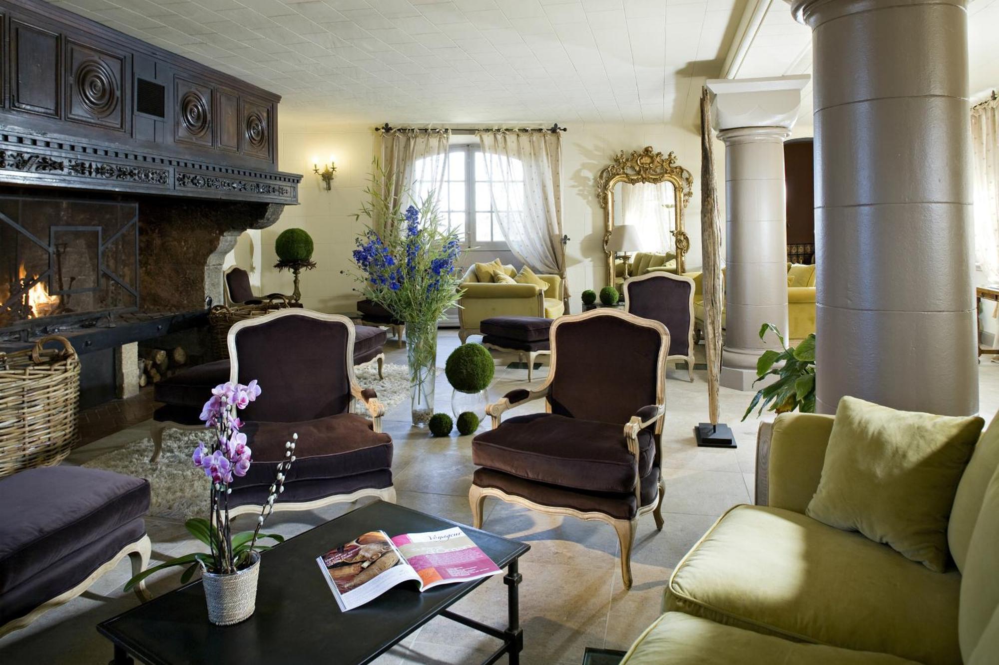 Chateau De Rochegude Luaran gambar