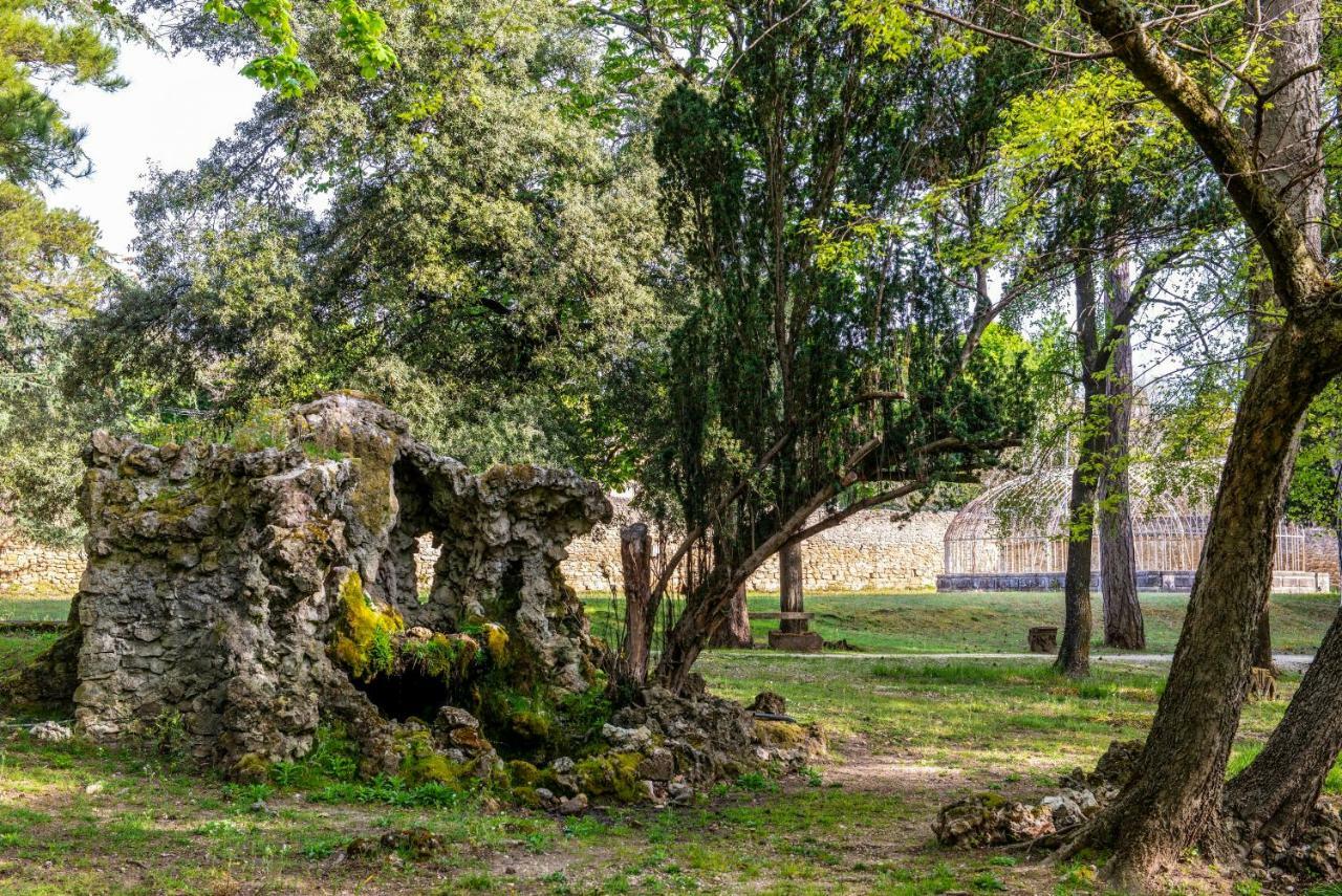 Chateau De Rochegude Luaran gambar